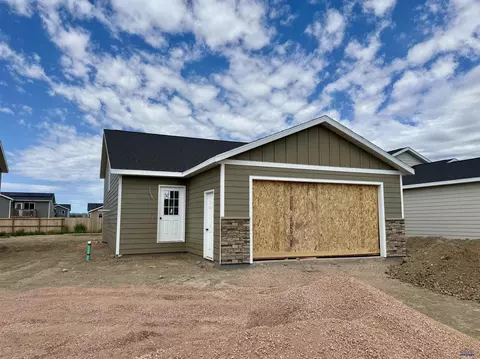 4109 Mcintosh Ln, Rapid City, SD 57703