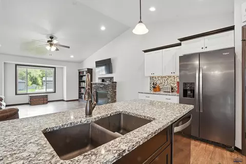 14349 Wolf Creek Ct, Summerset, SD 57718 photo 11