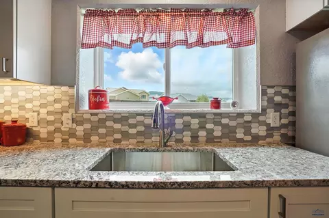 14349 Wolf Creek Ct, Summerset, SD 57718 photo 26