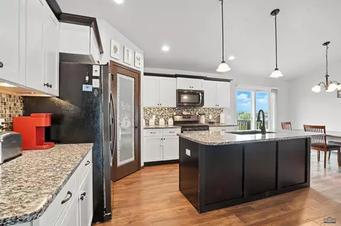 14349 Wolf Creek Ct, Summerset, SD 57718 photo 12