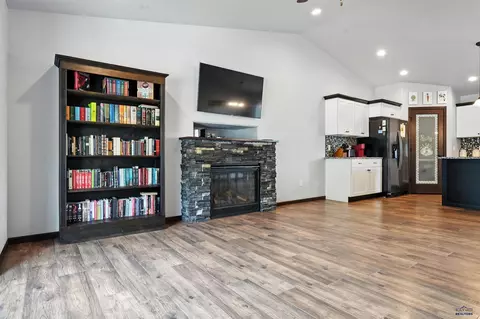14349 Wolf Creek Ct, Summerset, SD 57718 photo 6