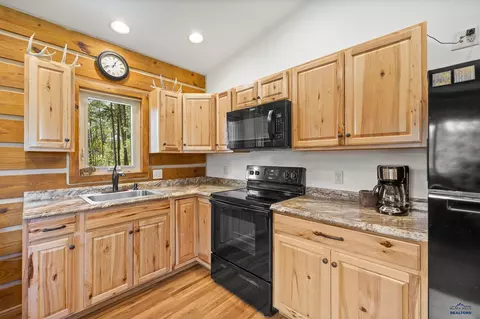 25199 Schnieder Rd, Custer, SD 57730 photo 7