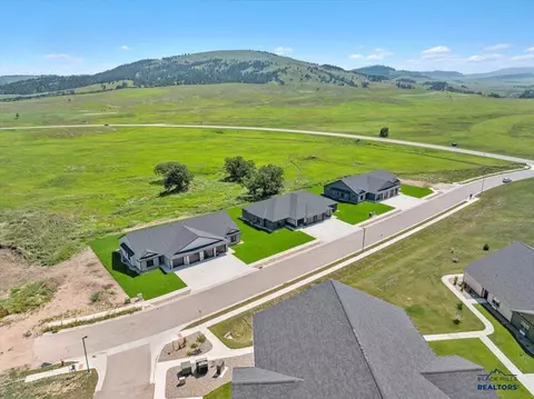 124 Bella Rose Dr, Spearfish, SD 57783 photo 5