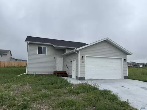 408 Nighthawk Dr, Box Elder, SD 57719 photo 2