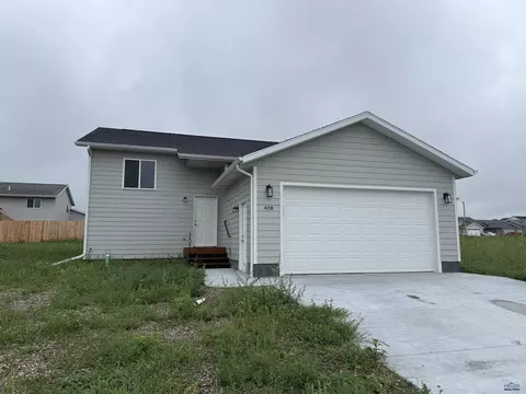 408 Nighthawk Dr, Box Elder, SD 57719
