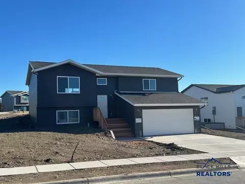 3901 Magnum Rd, Rapid City, SD 57703