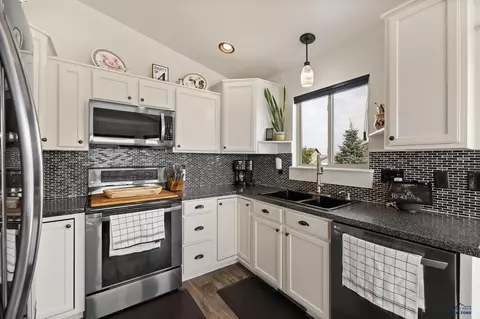 6560 Astoria Ln, Summerset, SD 57718 photo 7