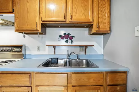 Kitchen - 1108 Locust, Kadoka, SD 57543 photo 5 of 5