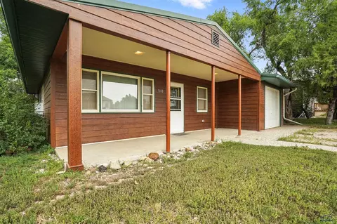Exterior - 1108 Locust, Kadoka, SD 57543 photo 1 of 5