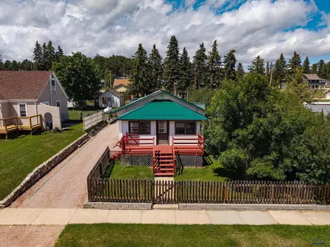 639 Harney, Custer, SD 57730 photo 1