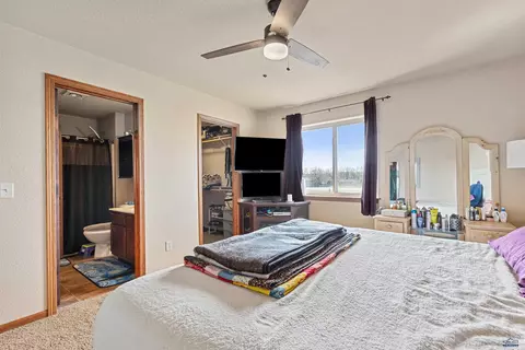 495 Stealth Ln, Box Elder, SD 57719 photo 12