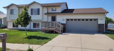 5972 Springfield Rd, Rapid City, SD 57703