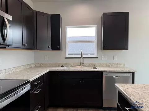 Kitchen - 901 Bennington Dr, Box Elder, SD 57719 photo 2 of 5