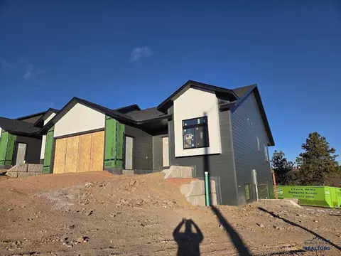 1218 Pinnacle Ct, Rapid City, SD 57701