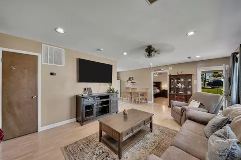 2402 Willow Ave, Rapid City, SD 57701 photo 14