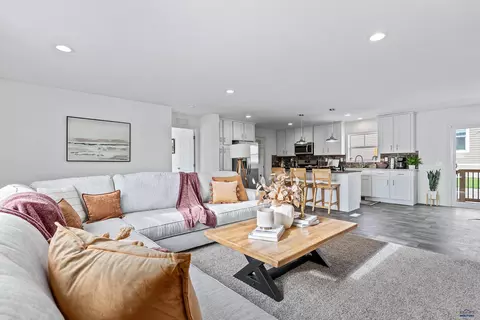 1717 E 8 E Philadelphia #HOME 8, Rapid City, SD 57703