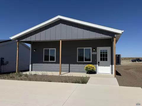5638 Bridge Dr, Rapid City, SD 57703