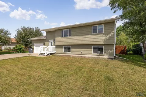 618 Stealth Ln, Box Elder, SD 57719 photo 4
