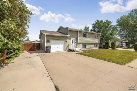 618 Stealth Ln, Box Elder, SD 57719 photo 3
