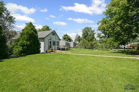 1404 N 3rd St, Spearfish, SD 57783 photo 5