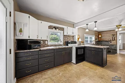 1404 N 3rd St, Spearfish, SD 57783 photo 14