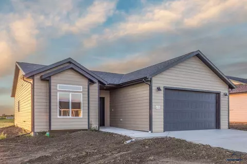 430 Alpha Ave, Box Elder, SD 57719