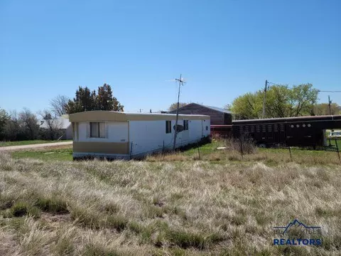 120 Main, Fairburn, SD 57738 photo 2