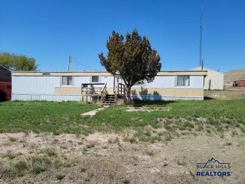 120 Main, Fairburn, SD 57738