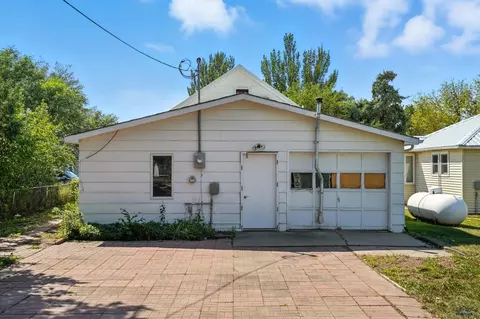 412 Norris, Wall, SD 57790 photo 34