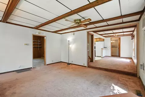 412 Norris, Wall, SD 57790 photo 5