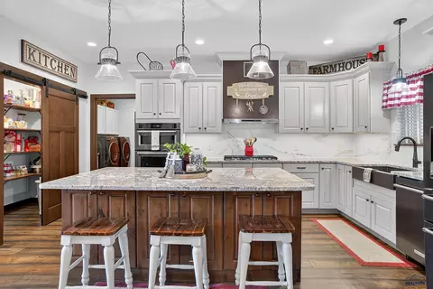 Kitchen - 13504 Frontier Loop, Piedmont, SD 57769 photo 3 of 4