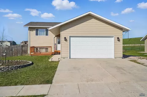 740 Bear Tooth Ct, Box Elder, SD 57719 photo 1