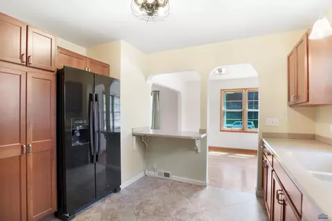 1105 Meade St, Belle Fourche, SD 57717 photo 18