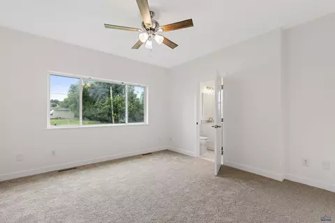 3020 Vanocker Canyon Rd, Sturgis, SD 57785 photo 14