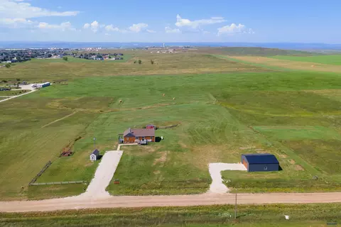 22341 Thompson Dr, Box Elder, SD 57719 photo 9