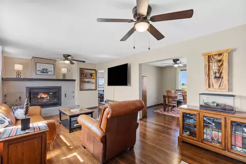 22341 Thompson Dr, Box Elder, SD 57719 photo 12