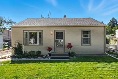 1007 Willsie Ave, Rapid City, SD 57701