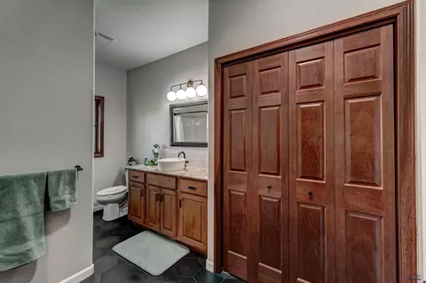 Bath - 11840 Ridgefield Ct, Spearfish, SD 57783 photo 2 of 2