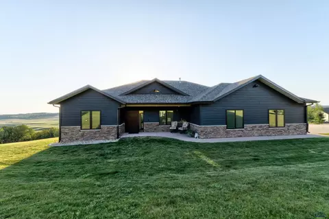 Exterior - 11840 Ridgefield Ct, Spearfish, SD 57783 photo 2 of 8