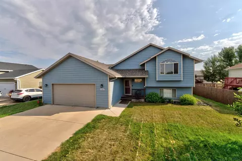 5048 Williams St, Rapid City, SD 57703