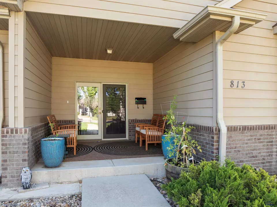 Exterior - 813 University St, Spearfish, SD 57783 photo 2 of 2