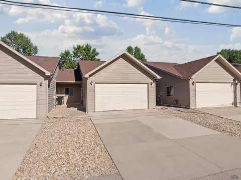 Exterior - 813 University St, Spearfish, SD 57783 photo 1 of 2