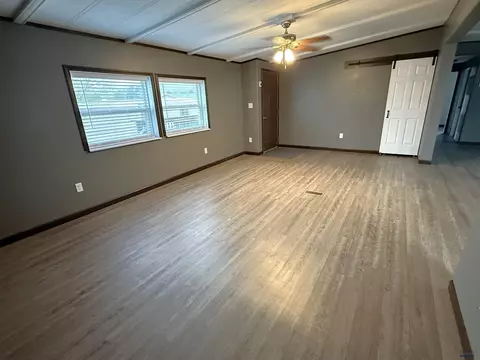9514 Buchanan St, Summerset, SD 57718 photo 4