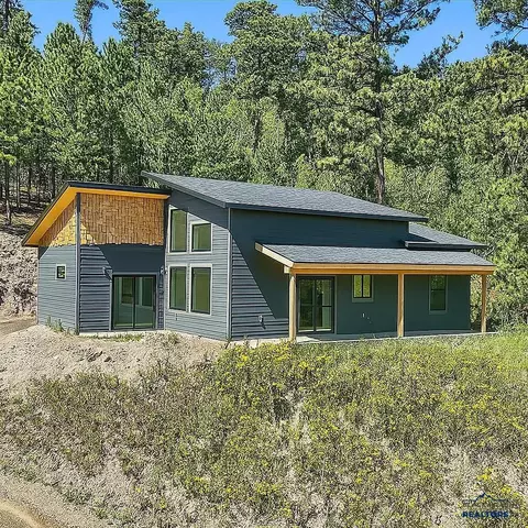 233 Mountain View Dr, Lead, SD 57754