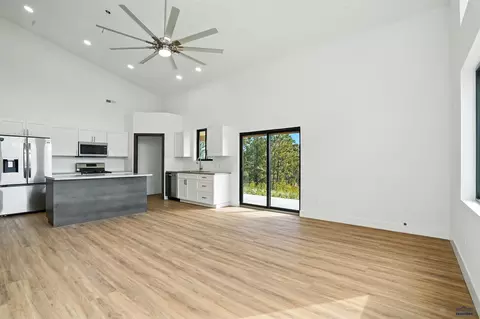 233 Mountain View Dr, Lead, SD 57754 photo 12