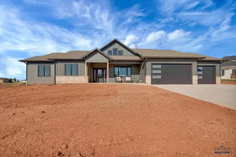 4736 Andean Ct, Rapid City, SD 57702