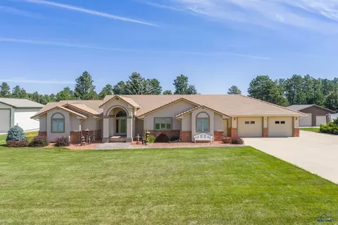 1240 Kings Rd, Rapid City, SD 57702