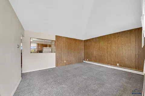 3306 Maple Ave, Rapid City, SD 57701 photo 6