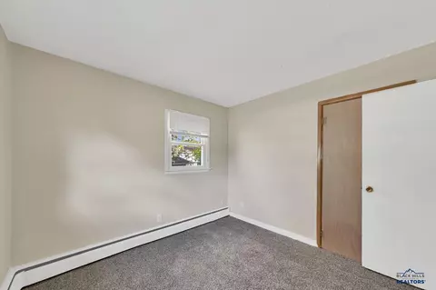 3306 Maple Ave, Rapid City, SD 57701 photo 11
