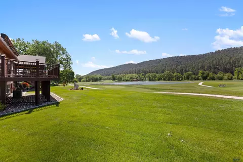 1285 Duffer Dr, Rapid City, SD 57702